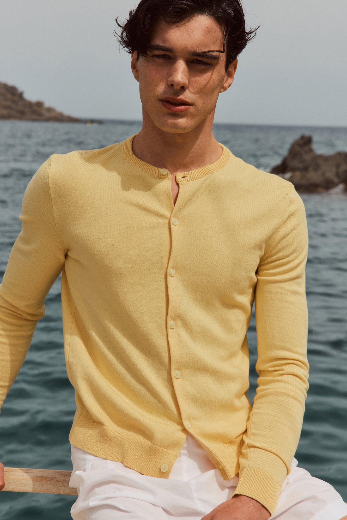 Caseta Yellow Cardigan