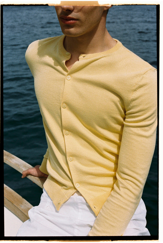 Caseta Yellow Cardigan